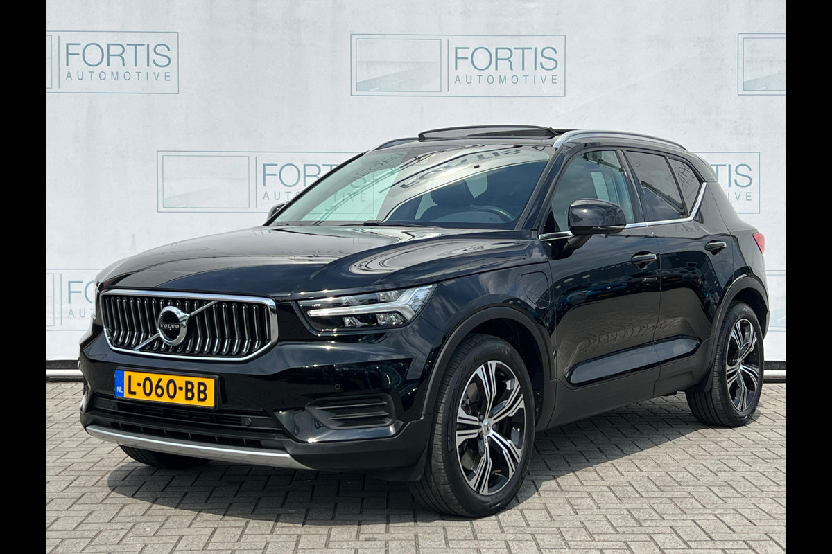 Volvo XC40 1.5 T4 Recharge Inscription Expression NL AUTO | CAMERA | TREKHAAK | LEDER | PANO | 6x voorraad Volvo XC40 1.5 T4 Recharge Inscription Expression NL AUTO | CAMERA | TREKHAAK | LEDER | PANO | 6x voorraad