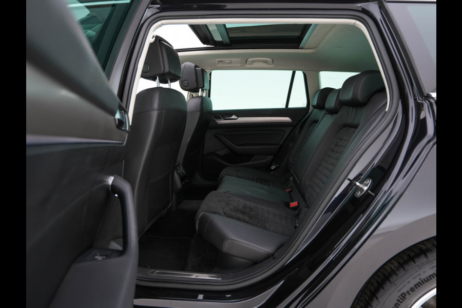 Volkswagen Passat Variant 2.0 BiTDI 4Motion Highline Executive-Pack Aut. *PANO | ADAPTIVE-CRUISE | DIGI-COCKPIT | NAVI-FULLMAP | LEATHER-ALCANTARA | FULL-LED | ERGONOMIC-COMFORT-SEATS | KEYLESS | ECC | PARKPILOT | TOWBAR | 17''ALU*