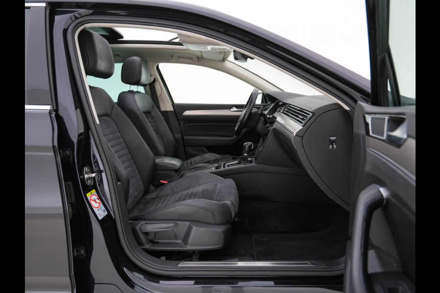Volkswagen Passat Variant 2.0 BiTDI 4Motion Highline Executive-Pack Aut. *PANO | ADAPTIVE-CRUISE | DIGI-COCKPIT | NAVI-FULLMAP | LEATHER-ALCANTARA | FULL-LED | ERGONOMIC-COMFORT-SEATS | KEYLESS | ECC | PARKPILOT | TOWBAR | 17''ALU*