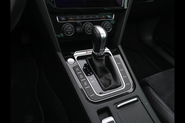 Volkswagen Passat Variant 2.0 BiTDI 4Motion Highline Executive-Pack Aut. *PANO | ADAPTIVE-CRUISE | DIGI-COCKPIT | NAVI-FULLMAP | LEATHER-ALCANTARA | FULL-LED | ERGONOMIC-COMFORT-SEATS | KEYLESS | ECC | PARKPILOT | TOWBAR | 17''ALU*