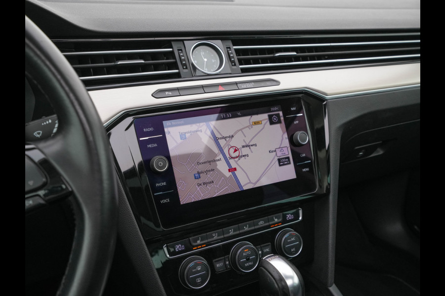 Volkswagen Passat Variant 2.0 BiTDI 4Motion Highline Executive-Pack Aut. *PANO | ADAPTIVE-CRUISE | DIGI-COCKPIT | NAVI-FULLMAP | LEATHER-ALCANTARA | FULL-LED | ERGONOMIC-COMFORT-SEATS | KEYLESS | ECC | PARKPILOT | TOWBAR | 17''ALU*