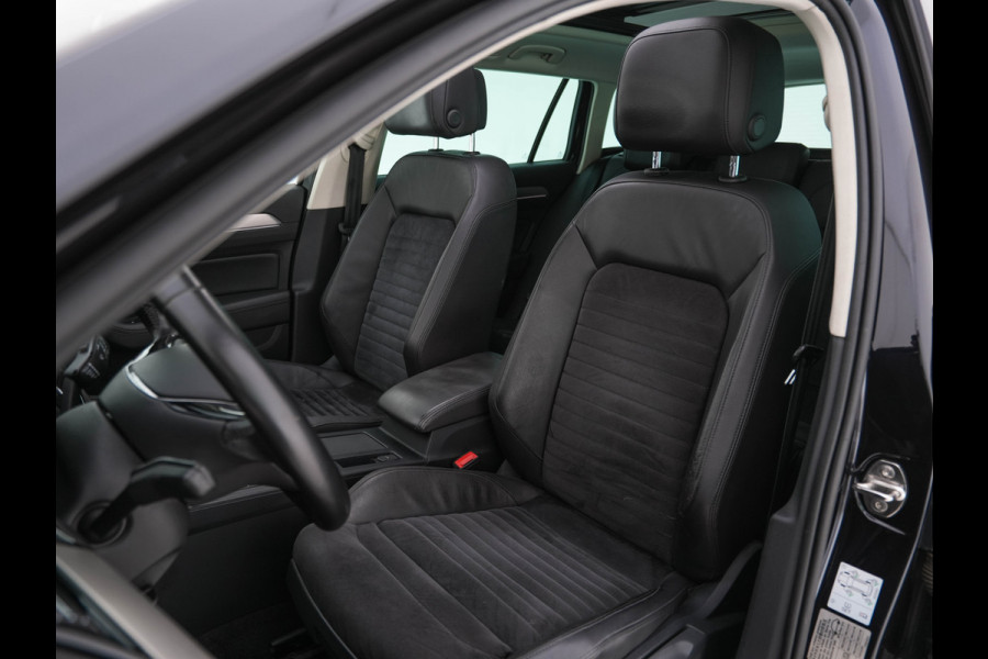 Volkswagen Passat Variant 2.0 BiTDI 4Motion Highline Executive-Pack Aut. *PANO | ADAPTIVE-CRUISE | DIGI-COCKPIT | NAVI-FULLMAP | LEATHER-ALCANTARA | FULL-LED | ERGONOMIC-COMFORT-SEATS | KEYLESS | ECC | PARKPILOT | TOWBAR | 17''ALU*