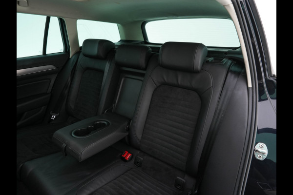 Volkswagen Passat Variant 2.0 BiTDI 4Motion Highline Executive-Pack Aut. *PANO | ADAPTIVE-CRUISE | DIGI-COCKPIT | NAVI-FULLMAP | LEATHER-ALCANTARA | FULL-LED | ERGONOMIC-COMFORT-SEATS | KEYLESS | ECC | PARKPILOT | TOWBAR | 17''ALU*