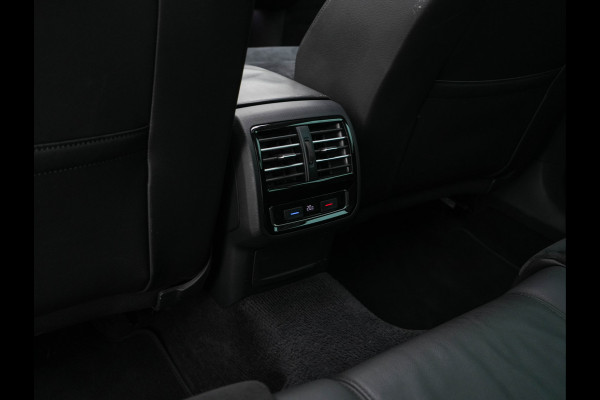 Volkswagen Passat Variant 2.0 BiTDI 4Motion Highline Executive-Pack Aut. *PANO | ADAPTIVE-CRUISE | DIGI-COCKPIT | NAVI-FULLMAP | LEATHER-ALCANTARA | FULL-LED | ERGONOMIC-COMFORT-SEATS | KEYLESS | ECC | PARKPILOT | TOWBAR | 17''ALU*
