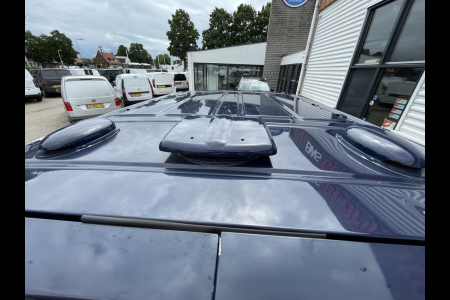 Peugeot Expert 226C 1.6 BlueHDI 95 Premium / speciaal gebouwd voor honden vervoer / hondenauto / omvormer / airco / cruise control / trekhaak / parkeersensoren achter !