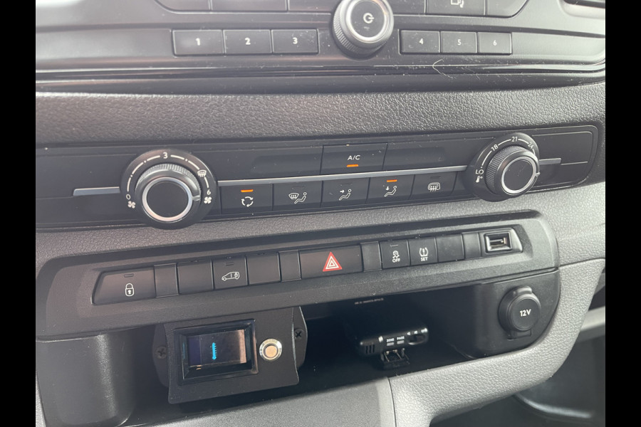 Peugeot Expert 226C 1.6 BlueHDI 95 Premium / speciaal gebouwd voor honden vervoer / hondenauto / omvormer / airco / cruise control / trekhaak / parkeersensoren achter !