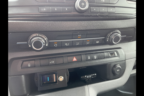 Peugeot Expert 226C 1.6 BlueHDI 95 Premium / speciaal gebouwd voor honden vervoer / hondenauto / omvormer / airco / cruise control / trekhaak / parkeersensoren achter !