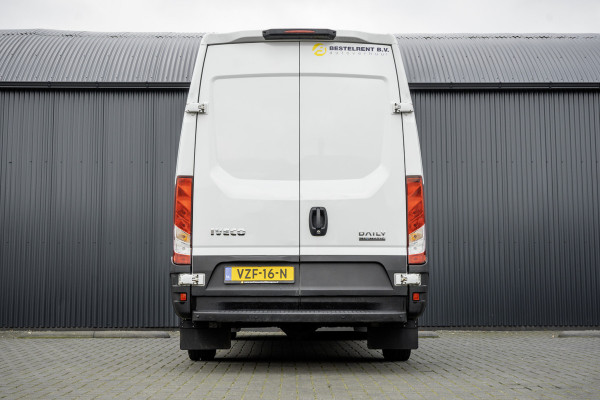 Iveco Daily 35S16V L2H2 | Automaat | 157 PK | ECC | 3500 KG Trekgewicht | MF Stuur | 3-Persoons