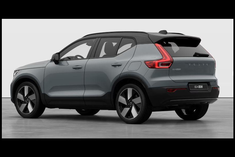 Volvo EX40 Single Motor Extended Range Plus 82 kWh / Lounge pakket / Extra getint glas / Panoramadak / 360 camera / 20''velgen / zwart dak