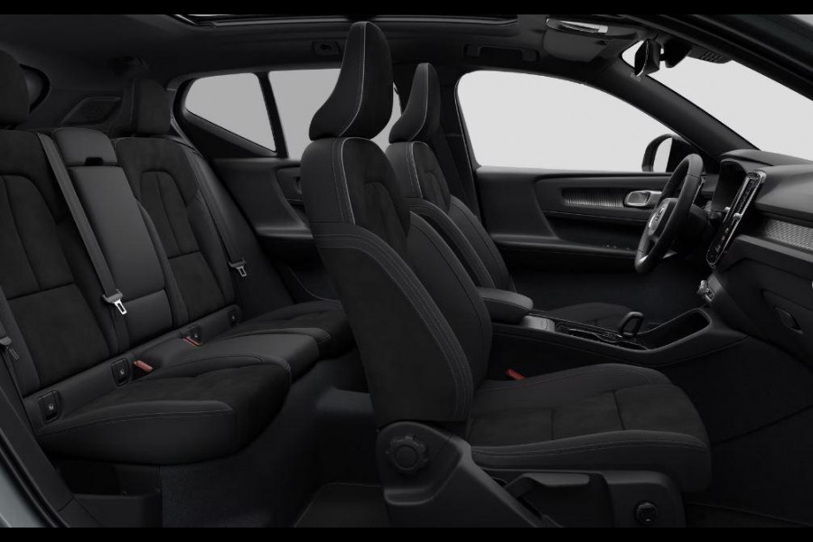 Volvo EX40 Single Motor Extended Range Plus 82 kWh / Lounge pakket / Extra getint glas / Panoramadak / 360 camera / 20''velgen / zwart dak