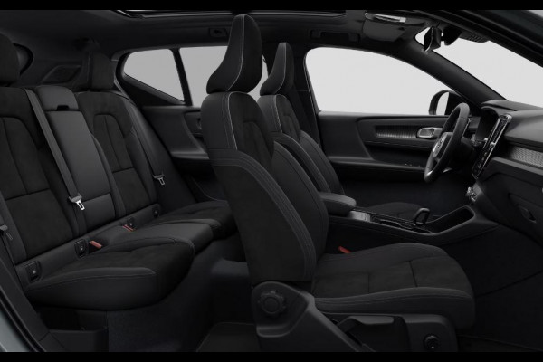 Volvo EX40 Single Motor Extended Range Plus 82 kWh / Lounge pakket / Extra getint glas / Panoramadak / 360 camera / 20''velgen / zwart dak