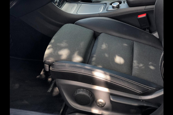 Mercedes-Benz A-Klasse 180 Business Solution | Groot Navi, Camera, Stoelverw., Cruise | Dealeronderhouden | 1e Eigenaar | NAP |