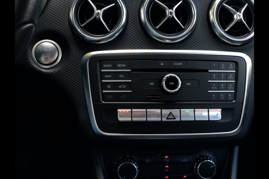 Mercedes-Benz A-Klasse 180 Business Solution | Groot Navi, Camera, Stoelverw., Cruise | Dealeronderhouden | 1e Eigenaar | NAP |