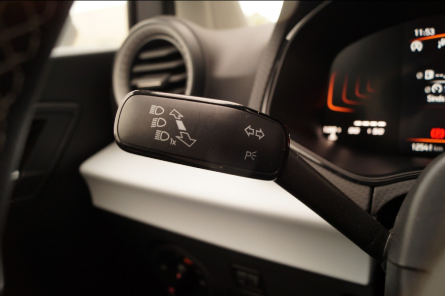 Seat Arona 1.0 TSI Style -NAVI-LED-DIGI-ECC-PDC-