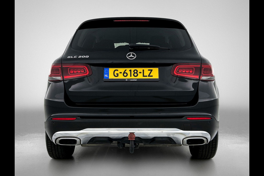 Mercedes-Benz GLC 200 Business Solution Limited | Lichtmetalen velgen | Navigatie | Parking support met camera achter | Trekhaak wegklapbaar | Inclusief 24 maanden MB Certified garantie voor Europa.
