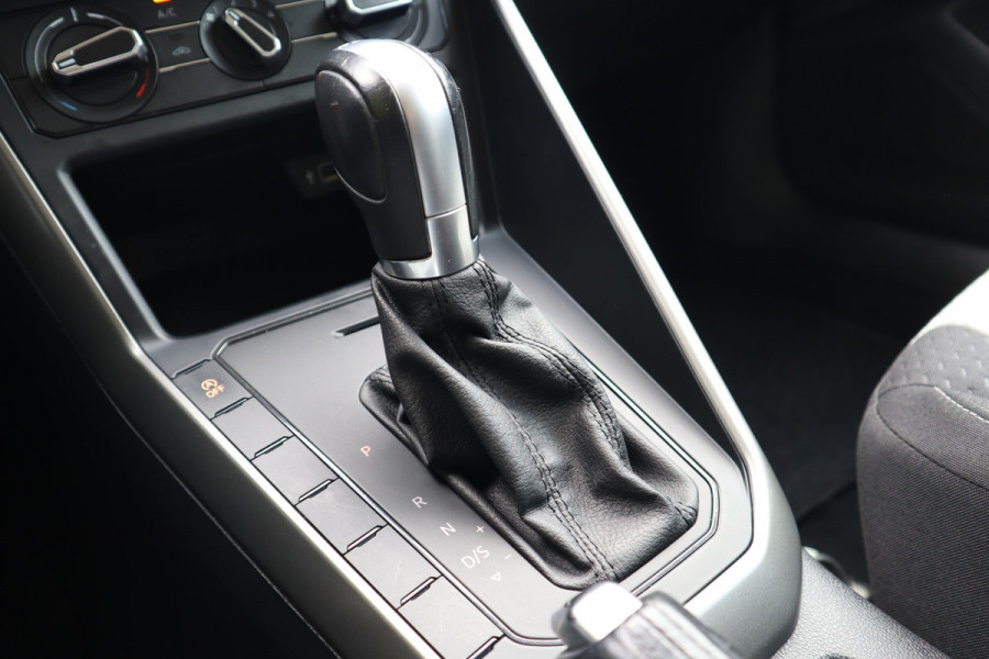Volkswagen Polo 1.0 TSI Comfortline Business | Automaat | Navi | Carplay |