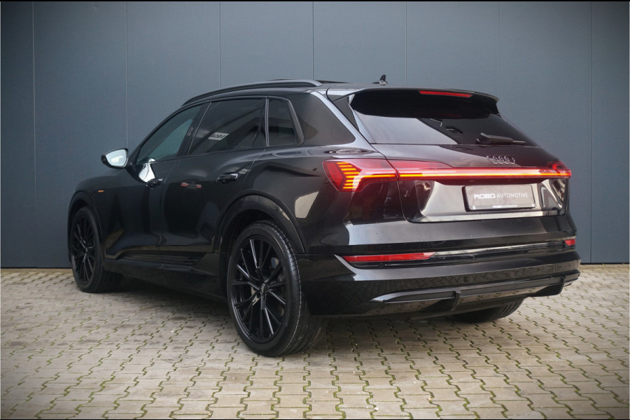 Audi e-tron e-tron 50 quattro S edition Black 71 kWh | S Line | Black Edition | Panoramadak | Memory Seats | Camera | Luchtvering | Adaptive Cruise Control | Keyless | Matrix LED | Leder | Stoelverwarming | NAP | BTW