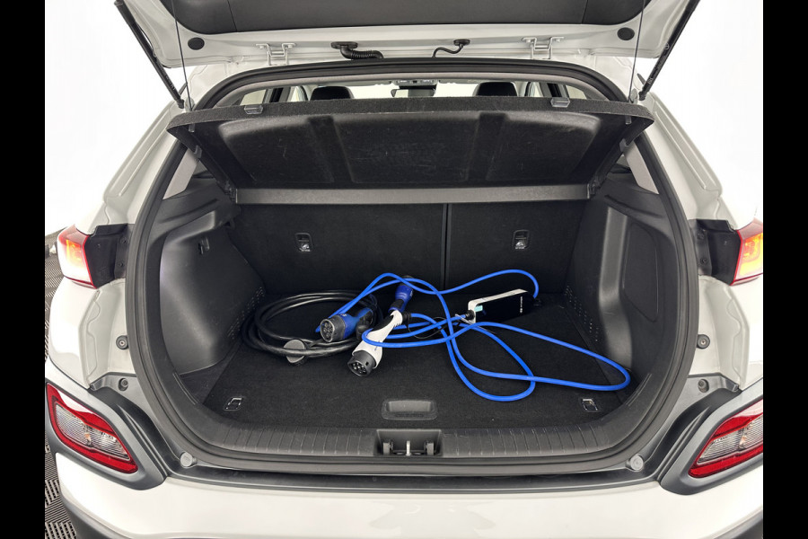 Hyundai Kona EV Premium 64 kWh (INCL.BTW) *PANO | FULL-LEATHER | HEAD-UP | FULL-LED | NAVI-FULLMAP | DAB | ADAPTIVE-CRUISE | KEYLESS | CAMERA | BLIND-SPOT | LANE-ASSIST | DIGI-COCKPIT | COMFORT-SEATS | 17''ALU*