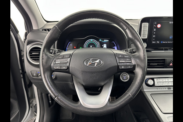 Hyundai Kona EV Premium 64 kWh (INCL.BTW) *PANO | FULL-LEATHER | HEAD-UP | FULL-LED | NAVI-FULLMAP | DAB | ADAPTIVE-CRUISE | KEYLESS | CAMERA | BLIND-SPOT | LANE-ASSIST | DIGI-COCKPIT | COMFORT-SEATS | 17''ALU*