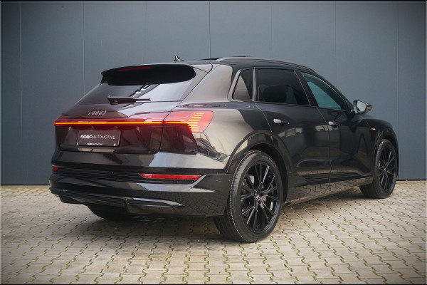 Audi e-tron e-tron 50 quattro S edition Black 71 kWh | S Line | Black Edition | Panoramadak | Memory Seats | Camera | Luchtvering | Adaptive Cruise Control | Keyless | Matrix LED | Leder | Stoelverwarming | NAP | BTW