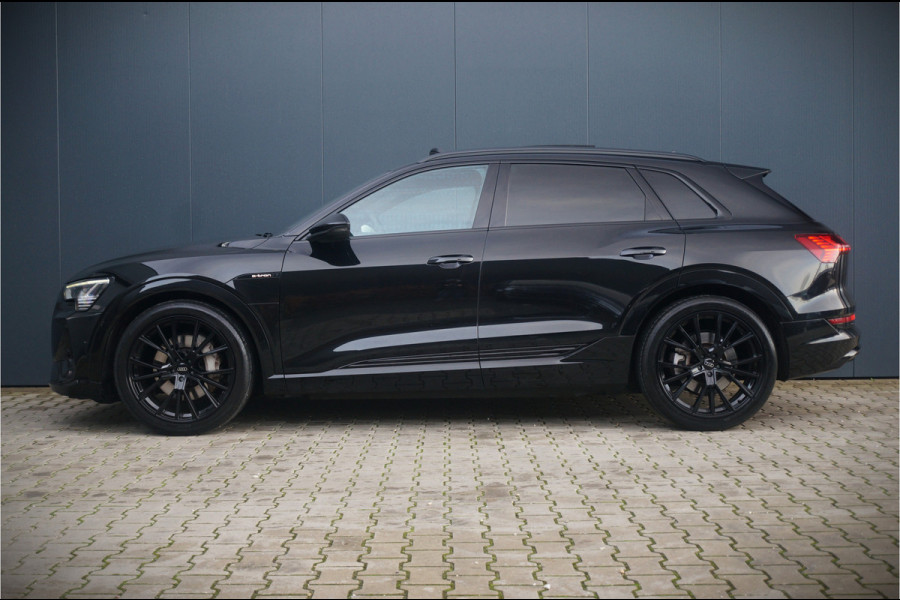 Audi e-tron e-tron 50 quattro S edition Black 71 kWh | S Line | Black Edition | Panoramadak | Memory Seats | Camera | Luchtvering | Adaptive Cruise Control | Keyless | Matrix LED | Leder | Stoelverwarming | NAP | BTW