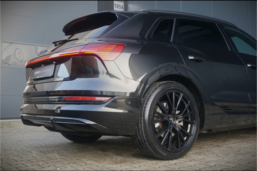 Audi e-tron e-tron 50 quattro S edition Black 71 kWh | S Line | Black Edition | Panoramadak | Memory Seats | Camera | Luchtvering | Adaptive Cruise Control | Keyless | Matrix LED | Leder | Stoelverwarming | NAP | BTW