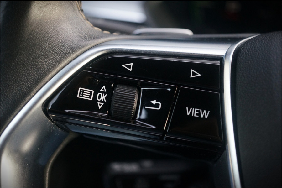 Audi e-tron e-tron 50 quattro S edition Black 71 kWh | S Line | Black Edition | Panoramadak | Memory Seats | Camera | Luchtvering | Adaptive Cruise Control | Keyless | Matrix LED | Leder | Stoelverwarming | NAP | BTW