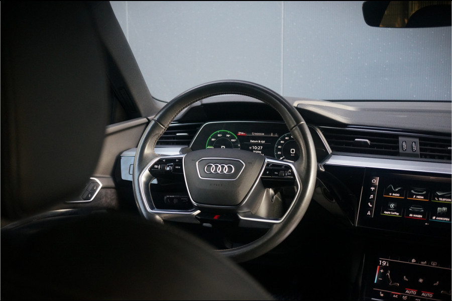 Audi e-tron e-tron 50 quattro S edition Black 71 kWh | S Line | Black Edition | Panoramadak | Memory Seats | Camera | Luchtvering | Adaptive Cruise Control | Keyless | Matrix LED | Leder | Stoelverwarming | NAP | BTW