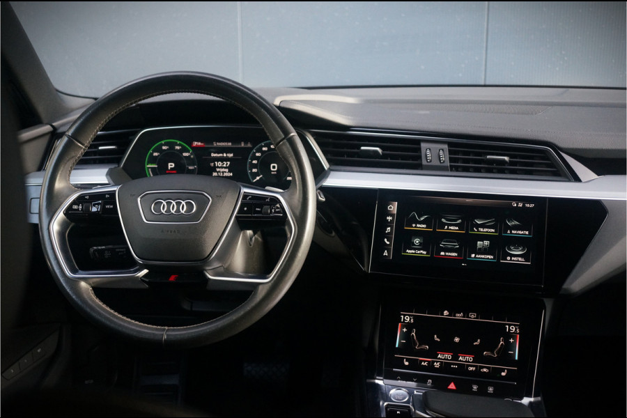 Audi e-tron e-tron 50 quattro S edition Black 71 kWh | S Line | Black Edition | Panoramadak | Memory Seats | Camera | Luchtvering | Adaptive Cruise Control | Keyless | Matrix LED | Leder | Stoelverwarming | NAP | BTW