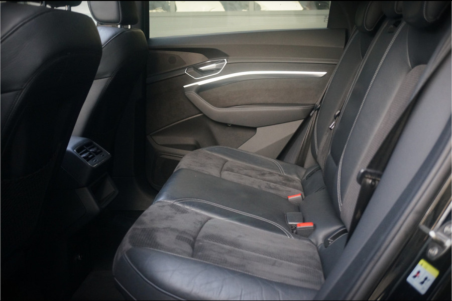 Audi e-tron e-tron 50 quattro S edition Black 71 kWh | S Line | Black Edition | Panoramadak | Memory Seats | Camera | Luchtvering | Adaptive Cruise Control | Keyless | Matrix LED | Leder | Stoelverwarming | NAP | BTW