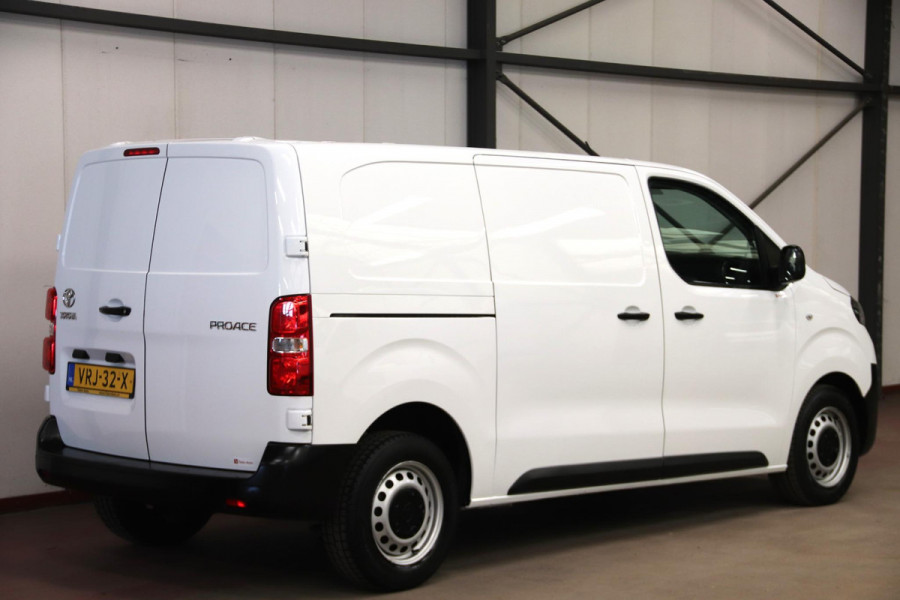 Toyota ProAce Worker 2.0 D-4D L2H1 146PK CARPLAY