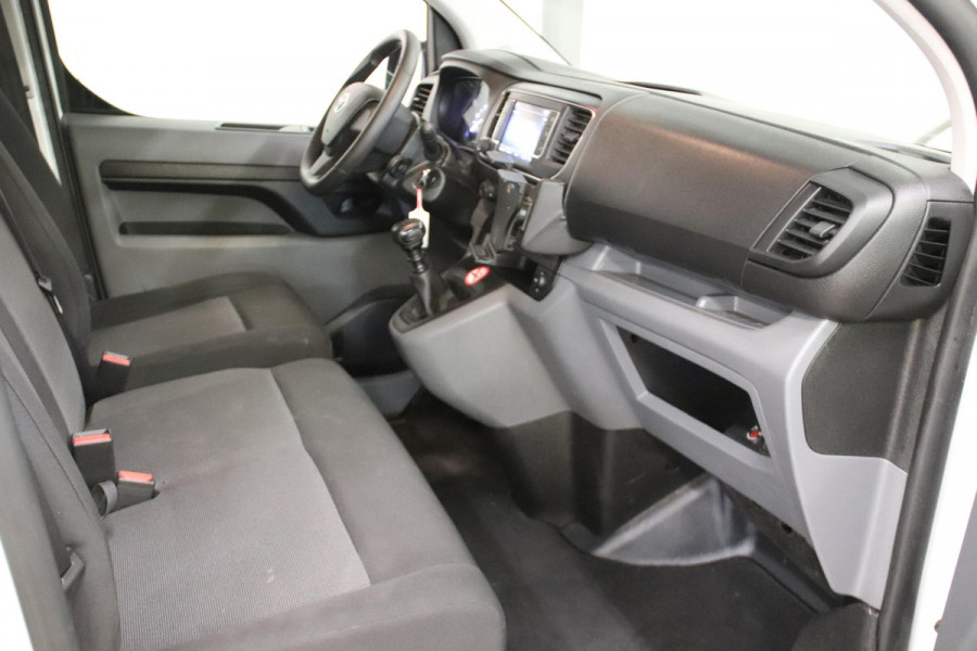 Toyota ProAce Worker 2.0 D-4D L2H1 146PK CARPLAY
