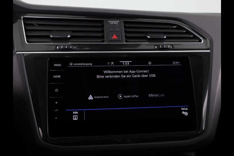 Volkswagen Tiguan 1.4 TSI eHybrid Elegance | Automaat | Ergo Active Voorstoelen | Head Up Display | Wegklapbare Trekhaak | Full Map Navigatie | 360 graden Camera |