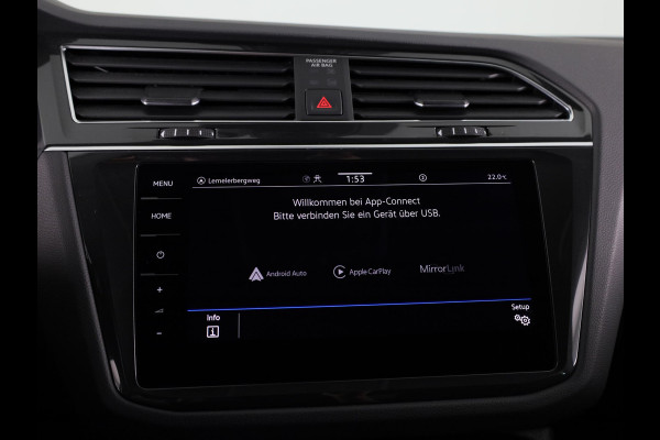 Volkswagen Tiguan 1.4 TSI eHybrid Elegance | Automaat | Ergo Active Voorstoelen | Head Up Display | Wegklapbare Trekhaak | Full Map Navigatie | 360 graden Camera |