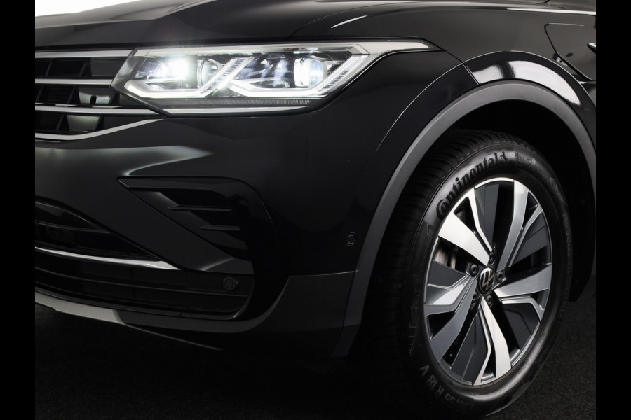 Volkswagen Tiguan 1.4 TSI eHybrid Elegance | Automaat | Ergo Active Voorstoelen | Head Up Display | Wegklapbare Trekhaak | Full Map Navigatie | 360 graden Camera |