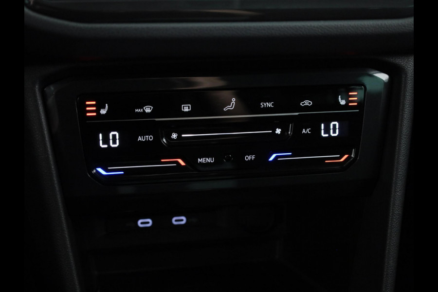 Volkswagen Tiguan 1.4 TSI eHybrid Elegance | Automaat | Ergo Active Voorstoelen | Head Up Display | Wegklapbare Trekhaak | Full Map Navigatie | 360 graden Camera |