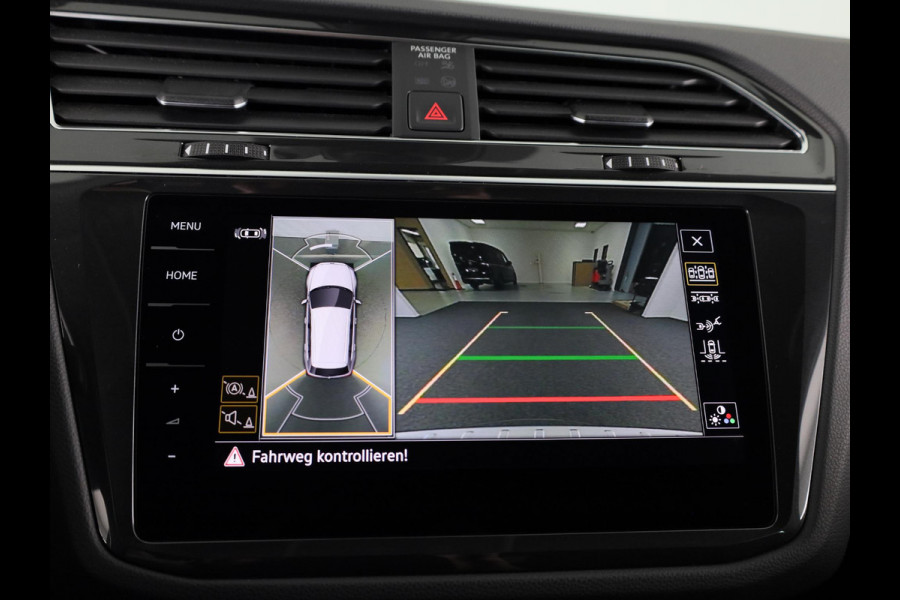 Volkswagen Tiguan 1.4 TSI eHybrid Elegance | Automaat | Ergo Active Voorstoelen | Head Up Display | Wegklapbare Trekhaak | Full Map Navigatie | 360 graden Camera |