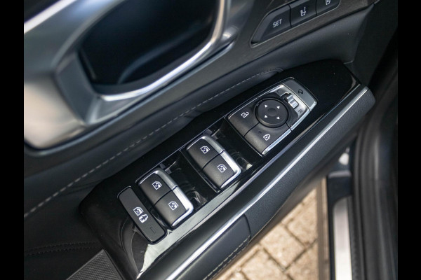 Kia Sorento 1.6 T-GDI Plug-in Hybrid 4WD ExecutiveLine 5p. | Schuif&kantel dak l Nappa Leder l Trekhaak l 360 camera