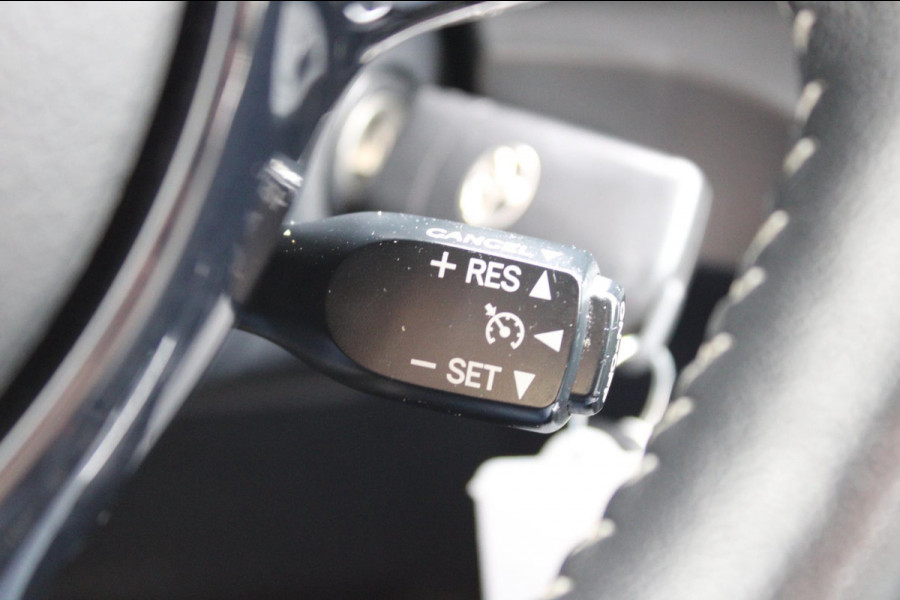 Toyota Yaris 1.5 Hybrid Energy Automaat Airco Navigatie Nap