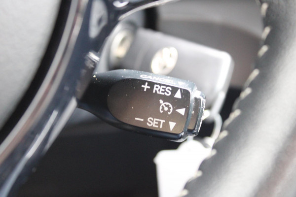 Toyota Yaris 1.5 Hybrid Energy Automaat Airco Navigatie Nap