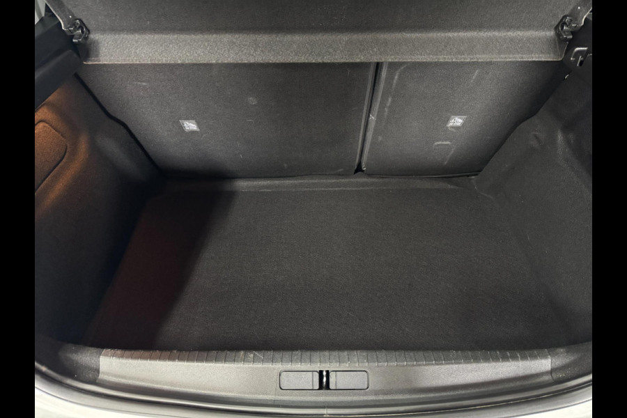 Opel Corsa 1.2 Edition 5 DRS. BOUWJAAR 2022 CARPLAY CAMERA 101 PK DISTRIBUTIERIEM IS VERVANGEN