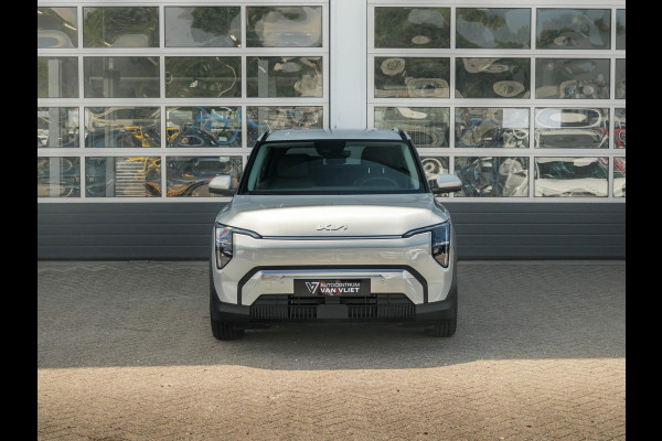 Kia EV3 Plus 81.4 kWh l Direct leverbaar l Stoel-Stuurwielverwarming V2l aansluiting l