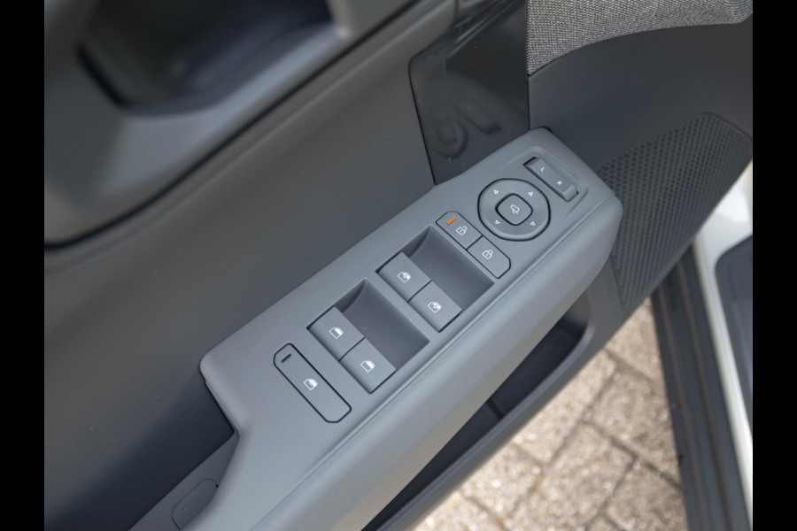 Kia EV3 Plus 81.4 kWh l Direct leverbaar l Stoel-Stuurwielverwarming V2l aansluiting l