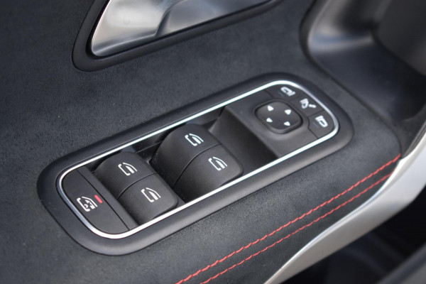Mercedes-Benz CLA-Klasse Shooting Brake 200 AMG NIGHT | SFEERVERLICHTING | TREKHAAK | APPLE CARPLAY | ANDROID AUTO | CAMERA | NAP