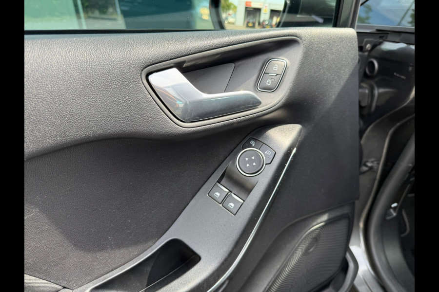 Ford Fiesta 1.0 EcoBoost ST-Line - Navi - Climate - Parkeerhulp - Org.NL