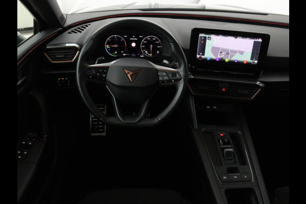 CUPRA Leon 1.4 e-Hybrid | Camera | Adaptive cruise | Stuurverwarming | Navigatie | Sportstoelen | Sfeerverlichting | Keyless | Full LED | PHEV