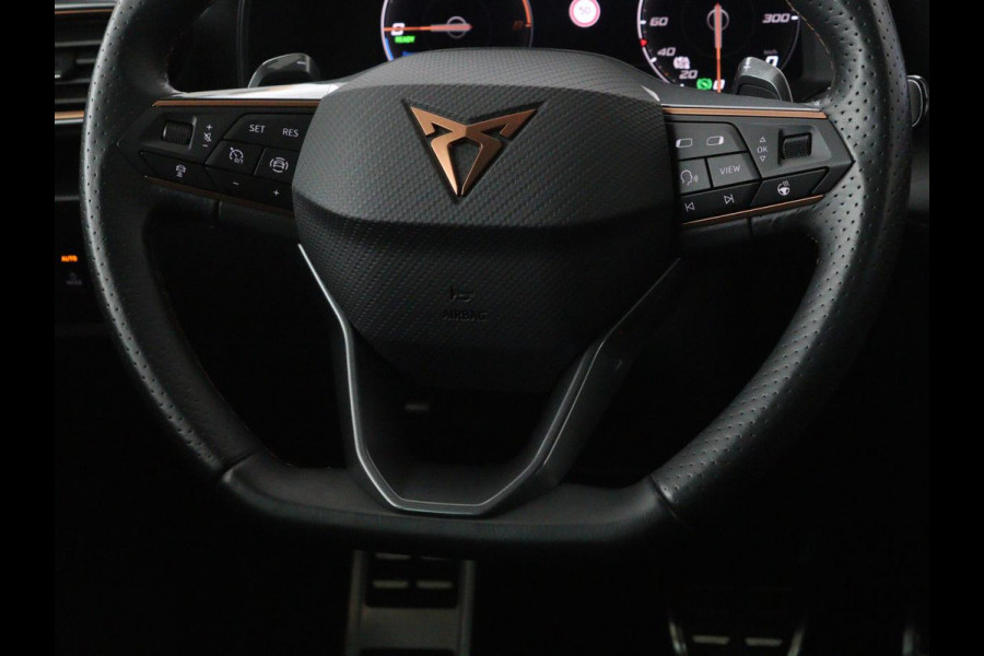CUPRA Leon 1.4 e-Hybrid | Camera | Adaptive cruise | Stuurverwarming | Navigatie | Sportstoelen | Sfeerverlichting | Keyless | Full LED | PHEV