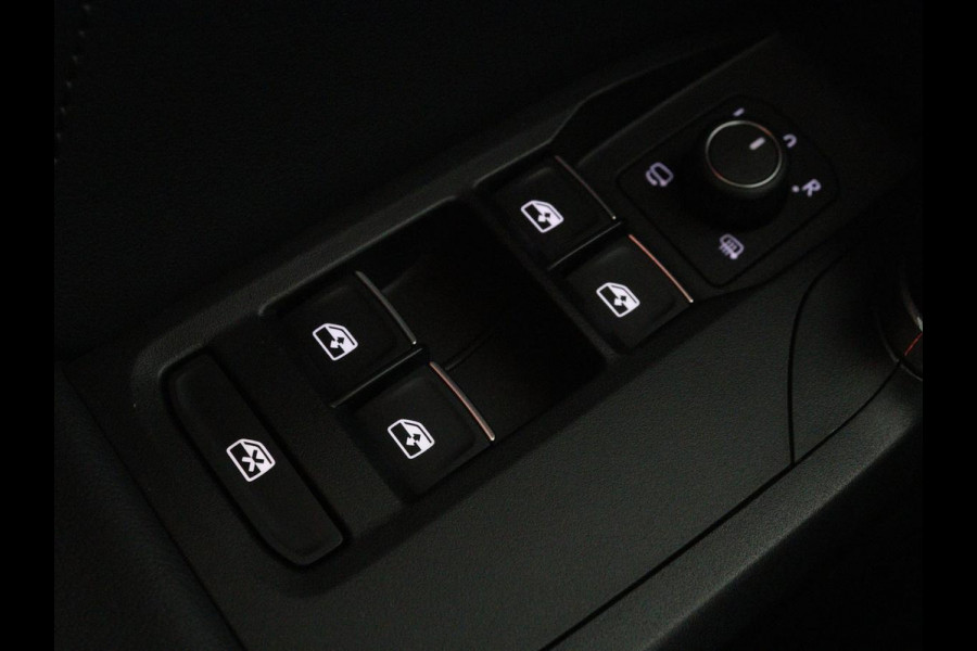 CUPRA Leon 1.4 e-Hybrid | Camera | Adaptive cruise | Stuurverwarming | Navigatie | Sportstoelen | Sfeerverlichting | Keyless | Full LED | PHEV