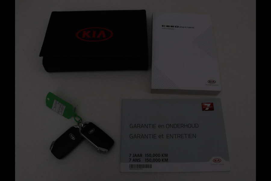 Kia Ceed 1.6 GDI PHEV DynamicLine | Panoramadak | Camera | Carplay | Navigatie | Full LED | Climate control | Digital Cockpit | Cruise control | Bluetooth