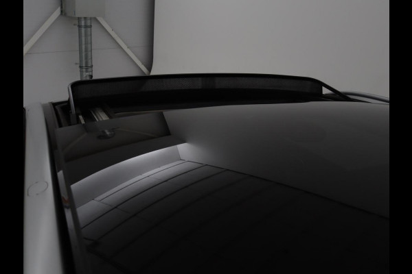 Kia Ceed 1.6 GDI PHEV DynamicLine | Panoramadak | Camera | Carplay | Navigatie | Full LED | Climate control | Digital Cockpit | Cruise control | Bluetooth